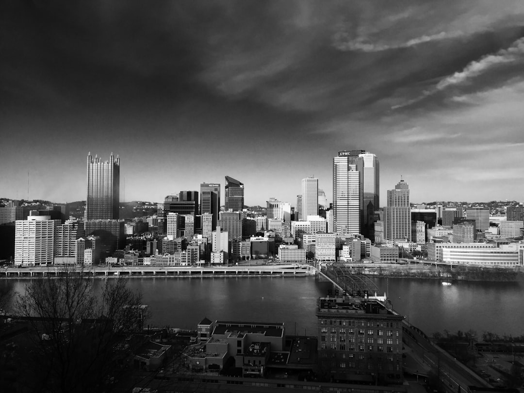 L'inondation de Pittsburgh en 1936 (crédits image : unsplash)